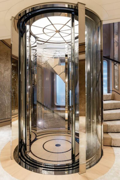 Glass Capsule Elevator